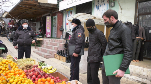 В Дербенте за несанкционированную торговлю составили протоколы