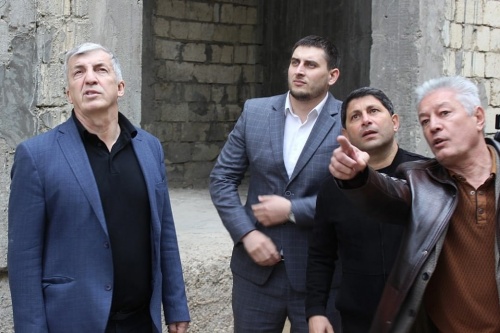 Хизри Абакаров осмотрел здание Азербайджанского театра 