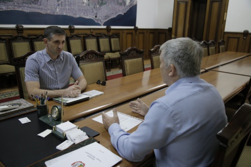 Глава города принял у себя специалиста 2-ГИС