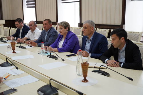 МИНИСТР ЗДРАВООХРАНЕНИЯ ПРОВЕЛА В ДЕРБЕНТЕ ПРИЁМ ГРАЖДАН