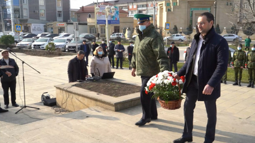 В Дербенте почтили память павших защитников Отечества