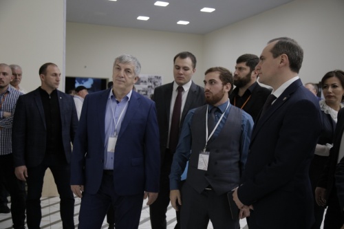  Глава Дербента Хизри Абакаров принимает участие во II Международном урбанистическом форуме «Проектируя будущее»