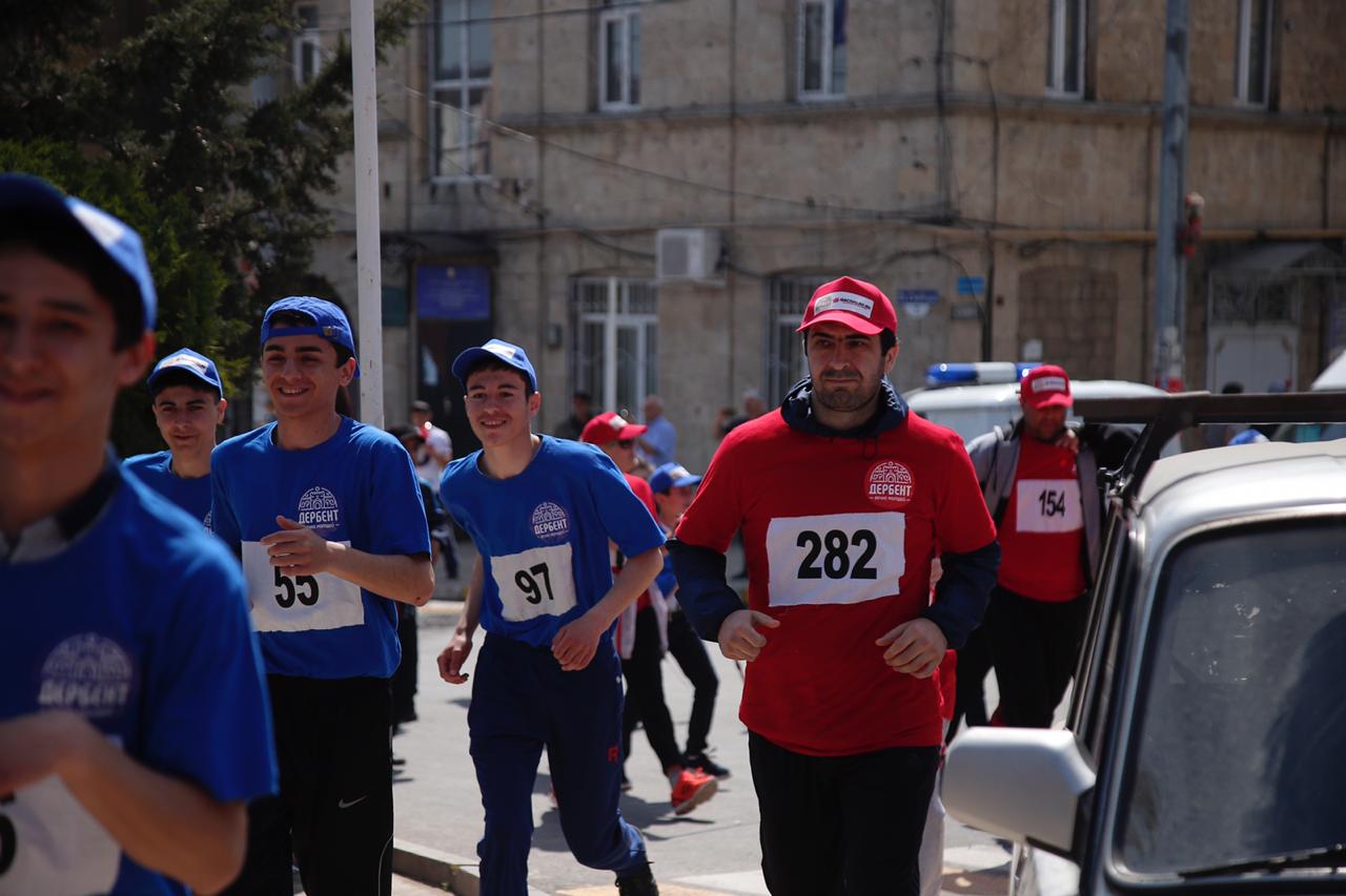 ДАГЕСТАН. В Дербенте проходит первый любительский марафон "Нарын-Кала"