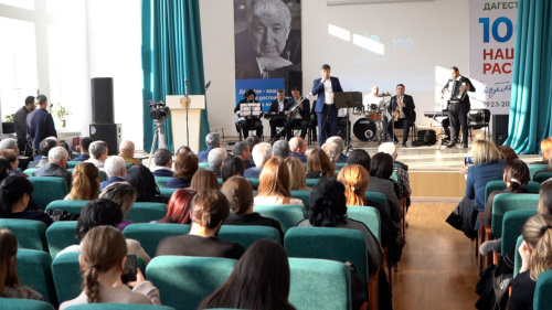 В Дербенте состоялось торжественное открытие года Расула Гамзатова