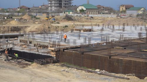 Во Дворце спорта в Дербенте приступают к строительству бассейна