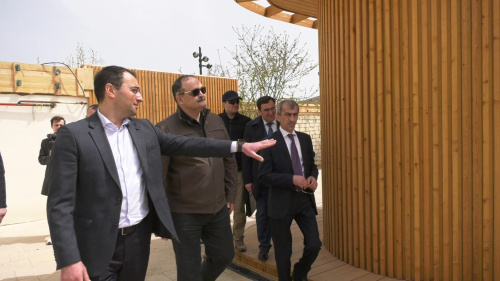 Сергею Меликову представили сквер «Даш-капы» в Дербенте