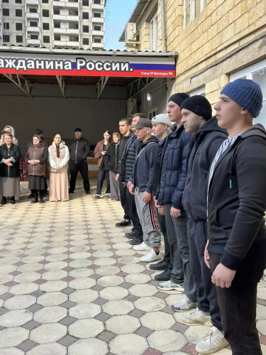 В Дербенте состоялись проводы призывников