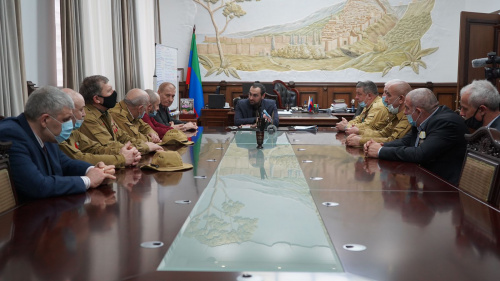 Глава Дербента встретился с воинами-интернационалистами 