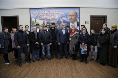 Между 28 очередниками Дербента распределены земельные участки