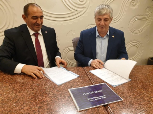 Хизри Абакаров и ООО «Карван-Л» подписали соглашение о реализации проекта «Золотая рыбка»