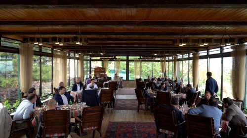 Глава Дербента встретился с бизнес-сообществом города