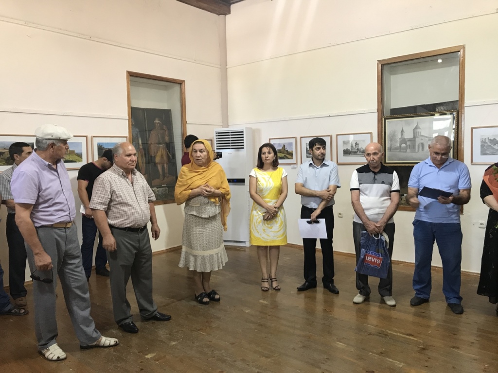 Открытие выставки заслуженного художника Республики Дагестан Мирисмаила Сеидова.