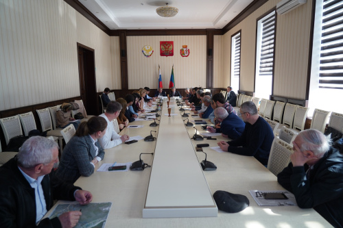 В Дербенте прошло совместное заседание Оргкомитета по подготовке к 80-летию Победы в Великой Отечественной войне и Антитеррористической комиссии
